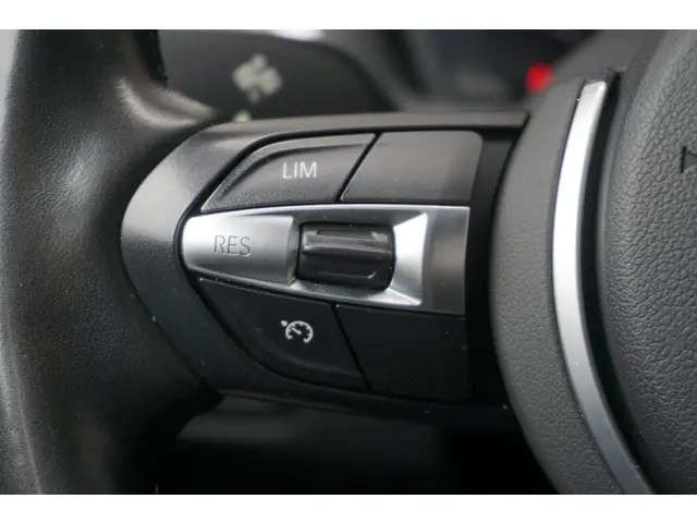 BMW 1 Serie 118i 2019 Benzine 24