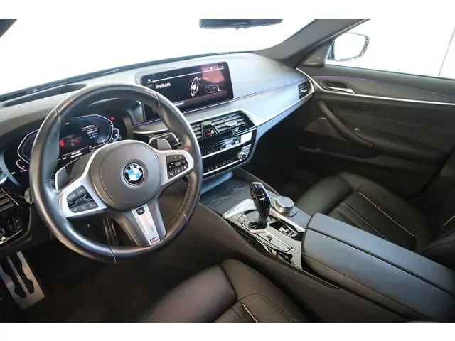 BMW 5 Serie Sedan 545e xDrive 2021 Hybride Benzine 7