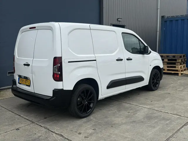 Opel Combo 1.5D L1H1 Edition 2019 Diesel 8