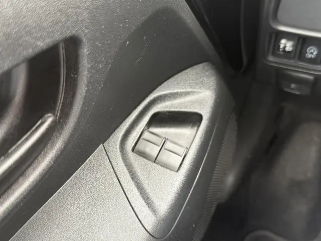 Peugeot 108 1.0 e-VTi Active 2015 Benzine 17