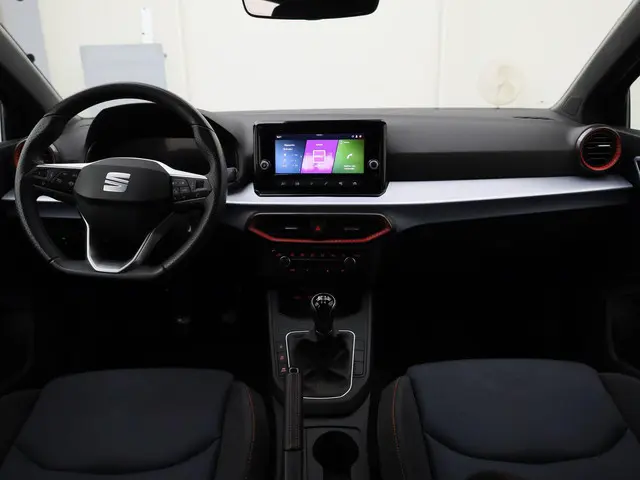 SEAT Ibiza 1.0TSI/95PK FR 2024 Benzine 4
