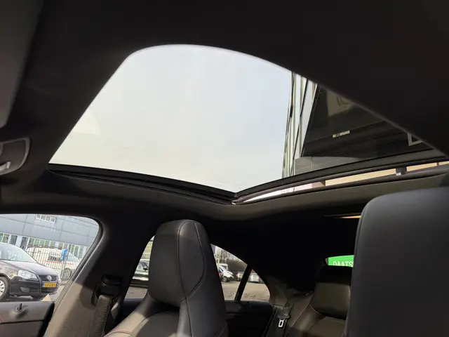 Mercedes-Benz CLA AMG 45 4MATIC Ambition 2017 Benzine 14