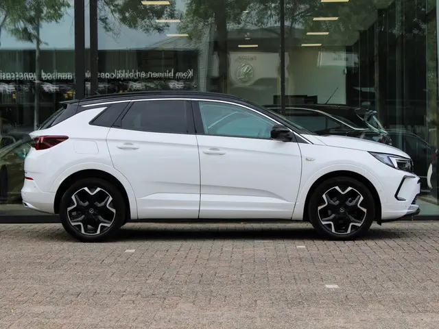 Opel Grandland 1.2 Turbo Ultimate 2024 Benzine 7