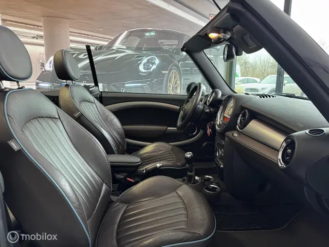 MINI Cooper Cabrio 1.6 Chili 2013 Benzine 19