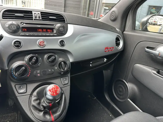 Fiat 500C 0.9 TwinAir Rock 2014 Benzine 13