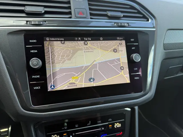 Volkswagen Tiguan 1.5 TSI R-Line Business+ 2022 Benzine 6