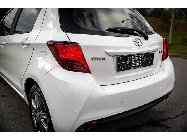 Toyota Yaris 1.0 VVT-i Trend 2015 Benzine 41