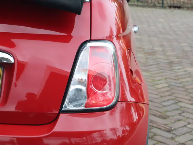 Fiat 500C 0.9 85pk Twinair Turbo Sport 2014 Benzine 13