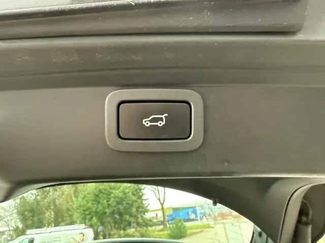 Jaguar I-PACE Aut. EV400 4WD HSE 90kWh 2018 Elektrisch 16