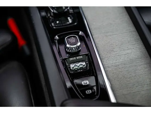 Volvo V60 2.0 B3 Inscription 2021 Benzine 24