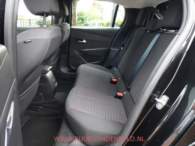 Peugeot e-208 EV Active 50 kWh 2023 Elektrisch 10