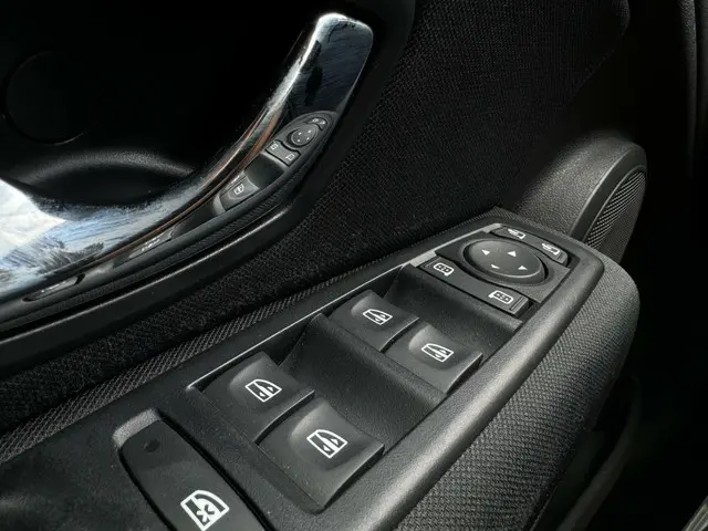 Renault Mégane Estate 1.2 TCe Limited 2015 Benzine 8