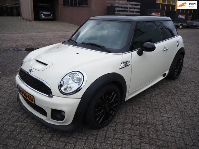 MINI Cooper S