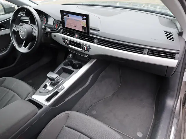Audi A4 Avant 40 TFSI Advanced Edition 2020 Benzine 7