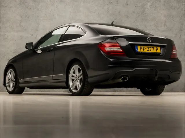 Mercedes-Benz C-Klasse 3