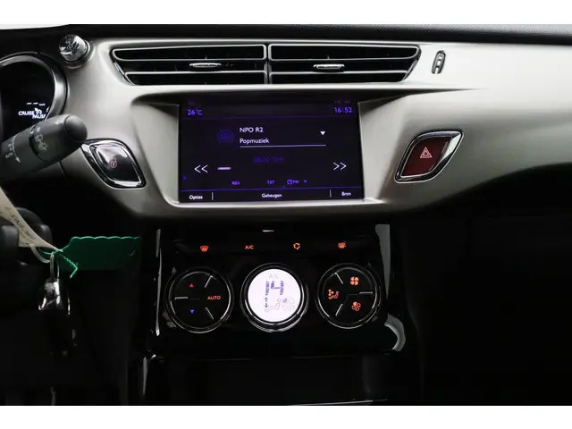 DS DS 3 1.2 PureTech So Chic 2016 Benzine 27