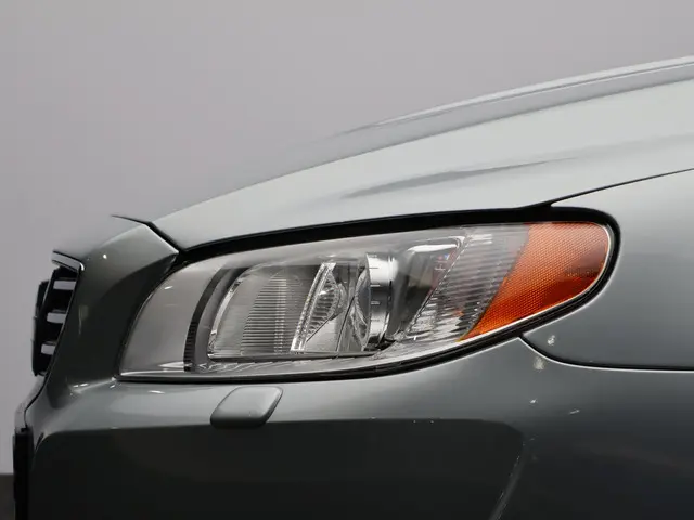 Volvo V70 T4 Nordic+ 2014 Benzine 25