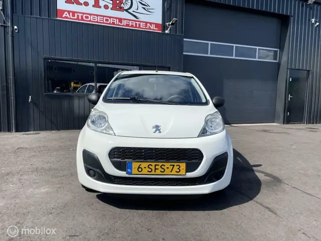 Peugeot 107 1.0 Blue Lease AIRCO 2013 Benzine 8