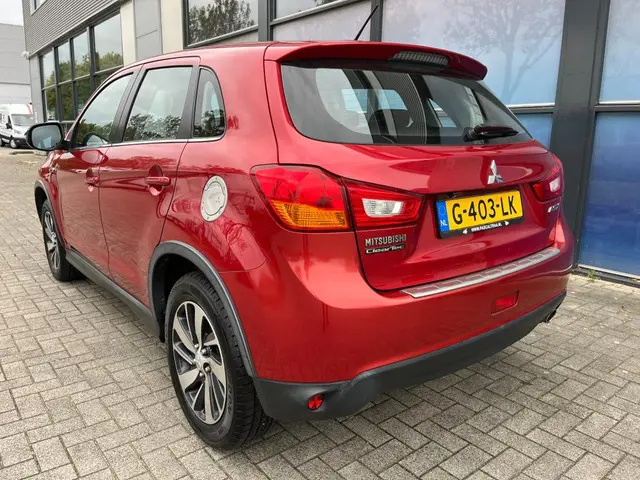 Mitsubishi ASX 1.6 Cleartec Intense+ 2015 Benzine 4