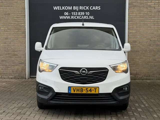 Opel Combo 1.5D L1H1 Edition 2020 Diesel 20