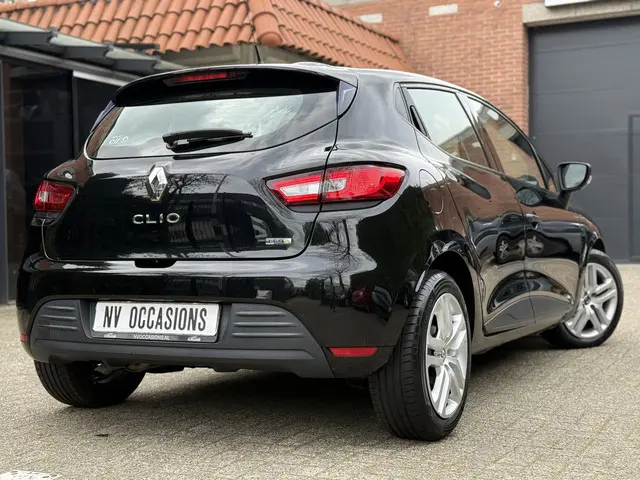 Renault Clio 0.9 TCe Life 2017 Benzine 28