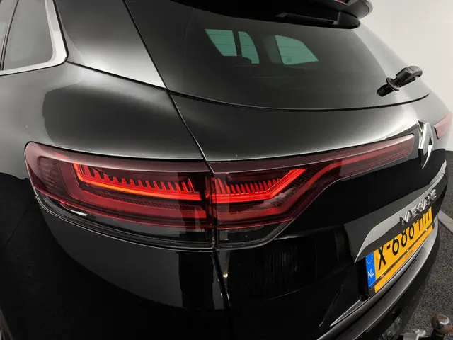 Renault Mégane Estate 1.3 TCe 140 Techno 2023 Benzine 31