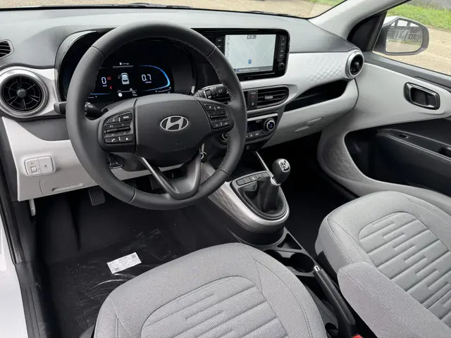 Hyundai i10 1.0 Premium 2025 Benzine 13