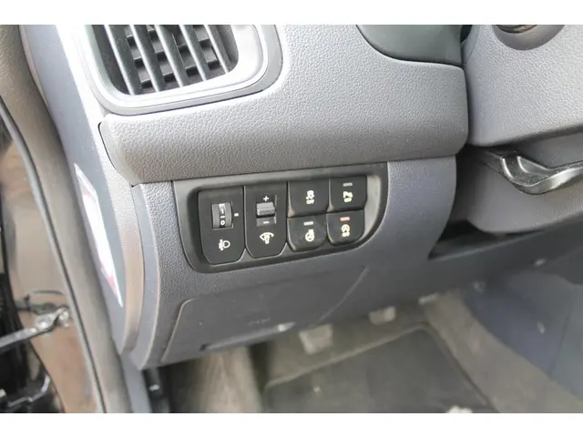 Kia Rio 1.2 CVVT ExecutiveLine 2016 Benzine 10