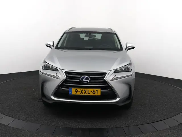 Lexus NX 300h AWD 25th Edition 2014 Hybride Benzine 15