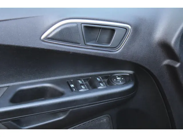 Ford B-MAX 1.4 2014 Benzine 13
