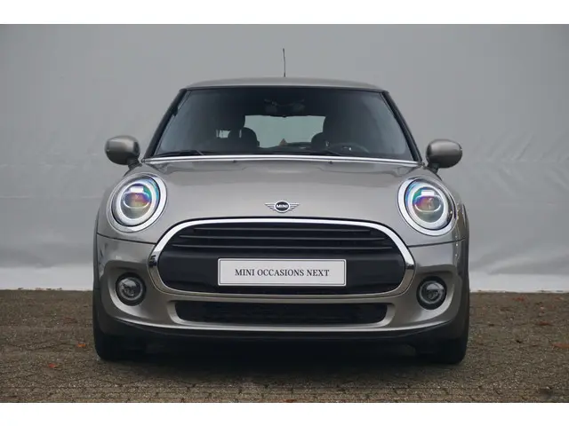 MINI 3-Deurs One 2020 Benzine 3