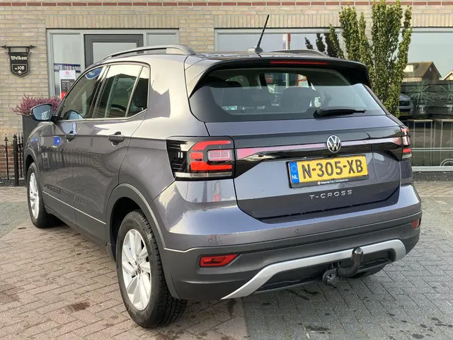 Volkswagen T-Cross 1.0 TSI Life 2022 Benzine 10