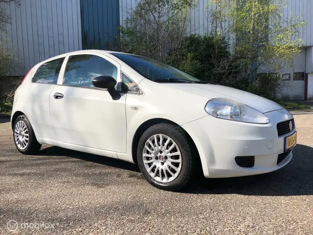 Fiat Punto Evo 1.2 Pop 2012 Benzine 2