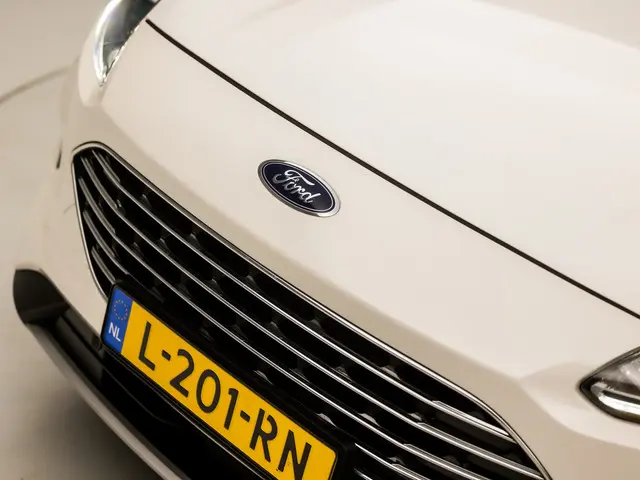 Ford Kuga 2.5 PHEV Titanium Sport 2021 Hybride Benzine 32