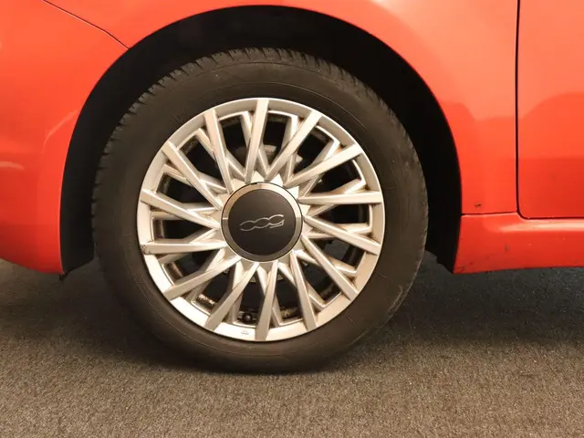 Fiat 500 1.2 Lounge 2017 Benzine 32