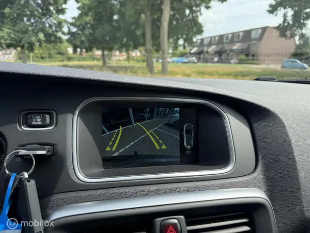 Volvo V40 2.0 T2 Summum 2016 Benzine 19