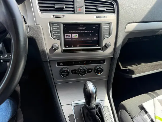 Volkswagen Golf 1.0 TSI Connected Series 2016 Benzine 11