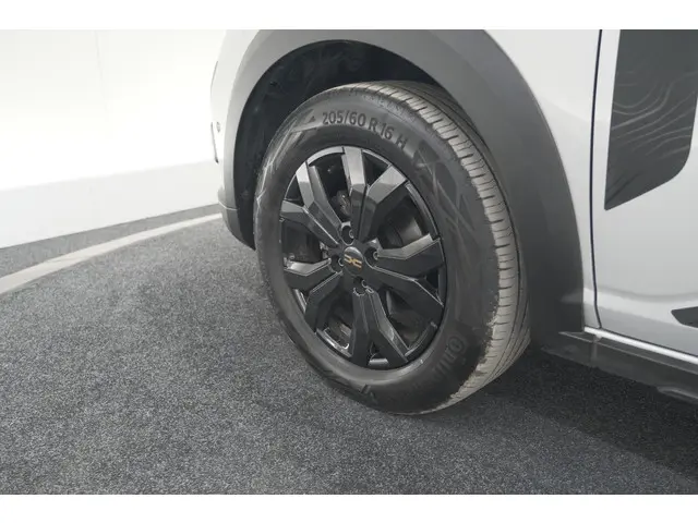 Dacia Sandero Stepway TCe 90 Extreme 2024 Benzine 17