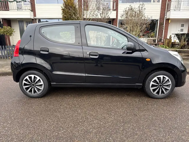 Suzuki Alto 1.0 Comfort VVT 2013 Benzine 4