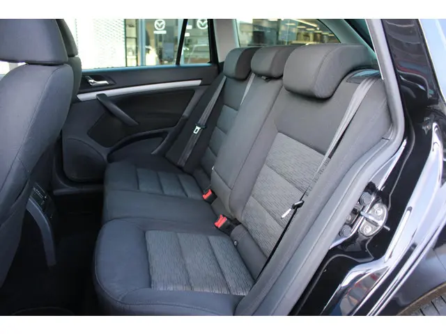 Škoda Octavia Combi 1.2 TSI Active 2013 Benzine 25