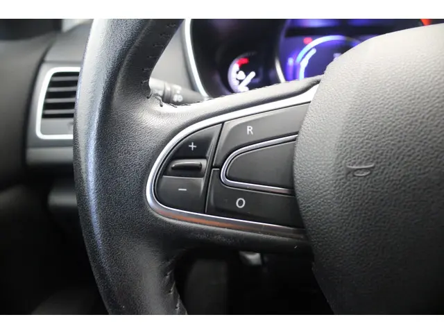 Renault Mégane Estate 1.3 TCe Limited 2020 Benzine 16