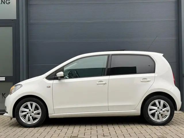 SEAT Mii 1.0 Style Sport 2013 Benzine 3