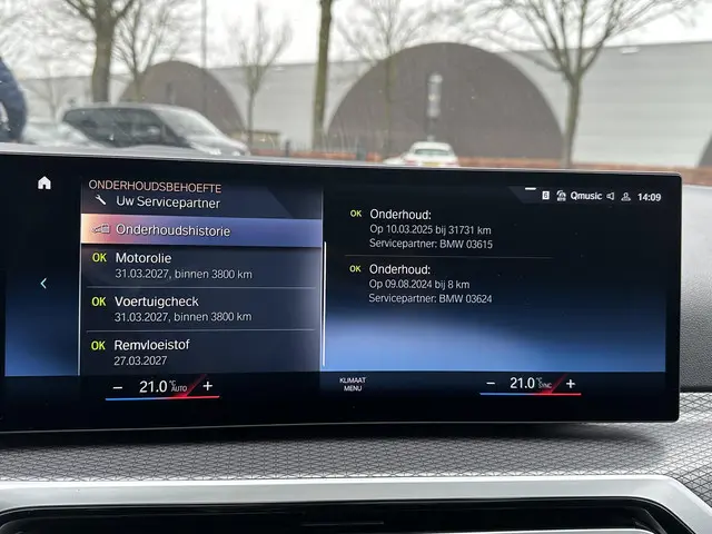 BMW 3 Serie Touring 320e 2024 Hybride Benzine 36