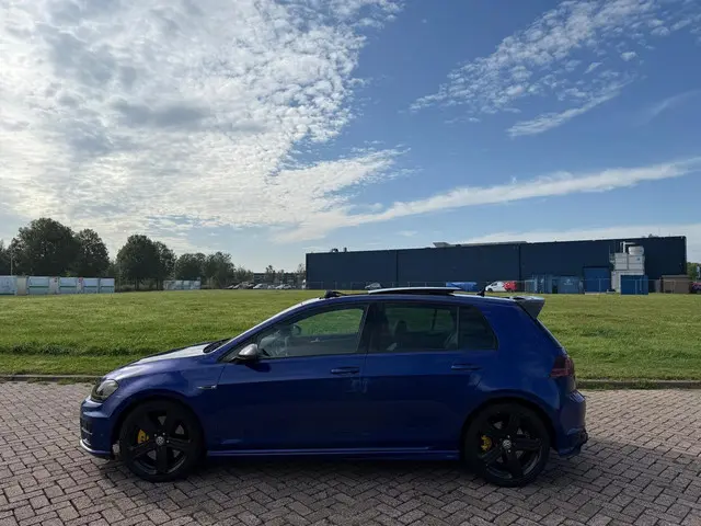 Volkswagen Golf 2.0 TSI R 4Motion 2015 Benzine 4