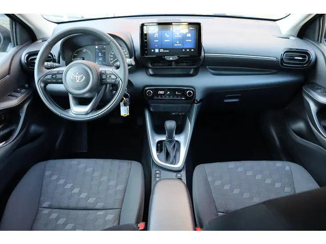 Toyota Yaris 1.5 Hybrid 115 Comfort, 2026 Hybride Benzine 3