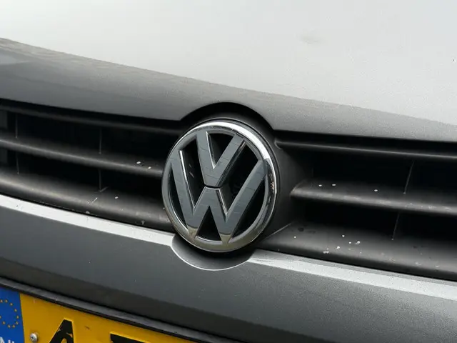 Volkswagen Polo 1.2 Easyline 2012 Benzine 27