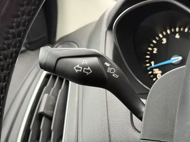 Ford Focus Wagon 1.0 First Edition 2015 Benzine 18