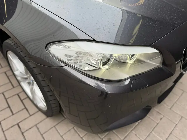 BMW 5 Serie 520i Executive |NL Auto| 2012 Benzine 16