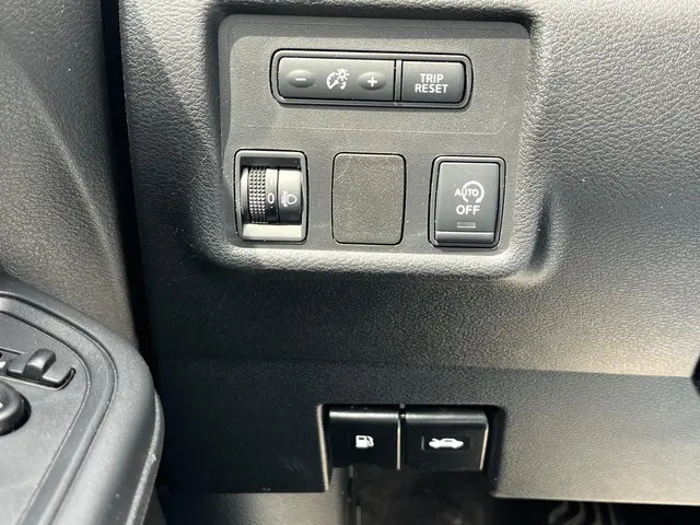 Nissan Micra 0.9 IG-T N-Connecta 2018 Benzine 25