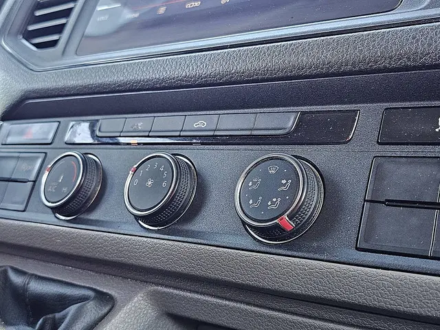 MAN TGE 3.180 2021 Diesel 12